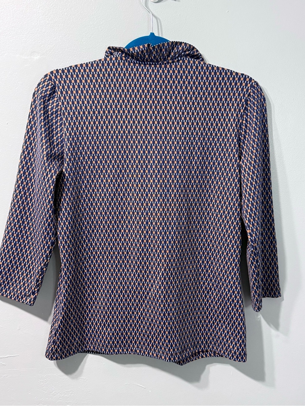 J. McLaughlin Durham Ruffle Blouse Navy Orange Geometric Top Size Medium - Picture 2 of 7